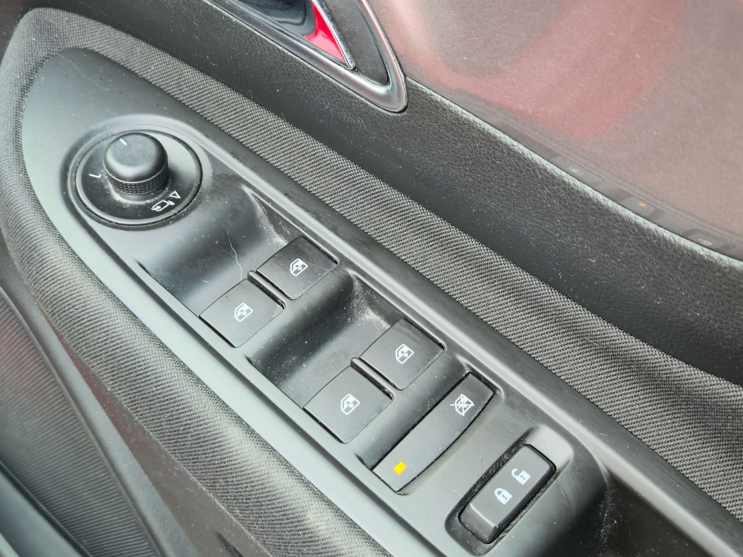 Used Vauxhall Mokka 2015 for sale - 77745531: Photo 37