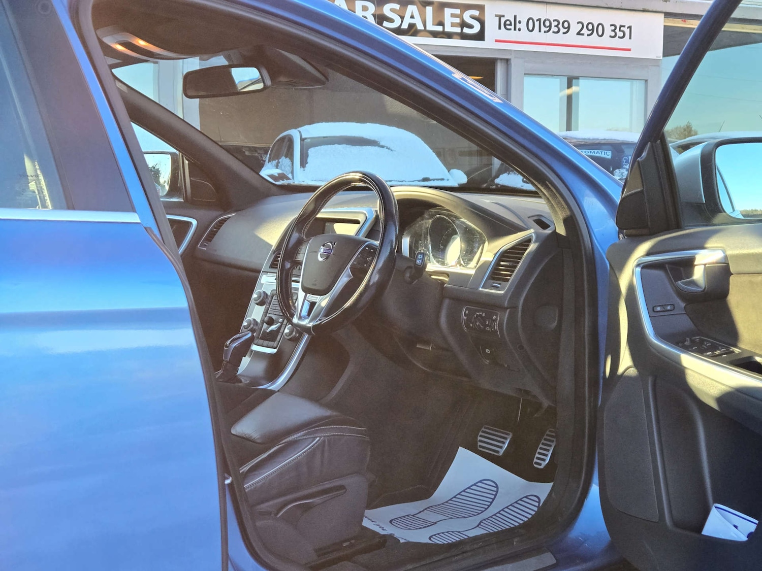 Used Volvo XC60 2015 for sale - 77107169: Photo 17