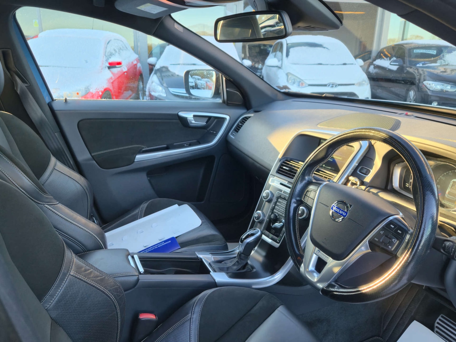 Used Volvo XC60 2015 for sale - 77107169: Photo 19