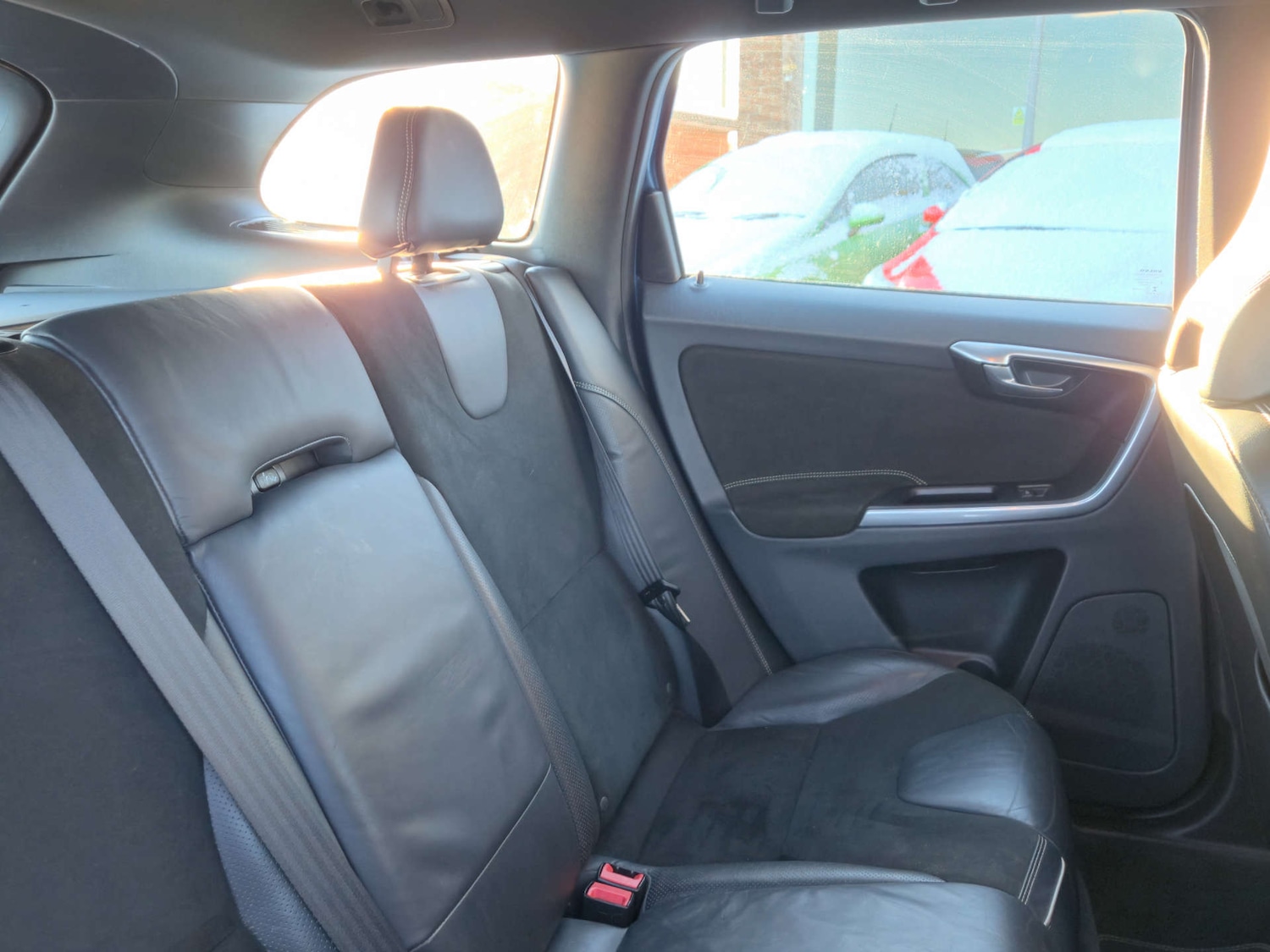 Used Volvo XC60 2015 for sale - 77107169: Photo 23