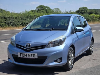 Used Toyota Yaris 2014 for sale - 79186259: Photo