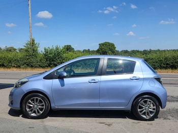 Used Toyota Yaris 2014 for sale - 79186259: Photo