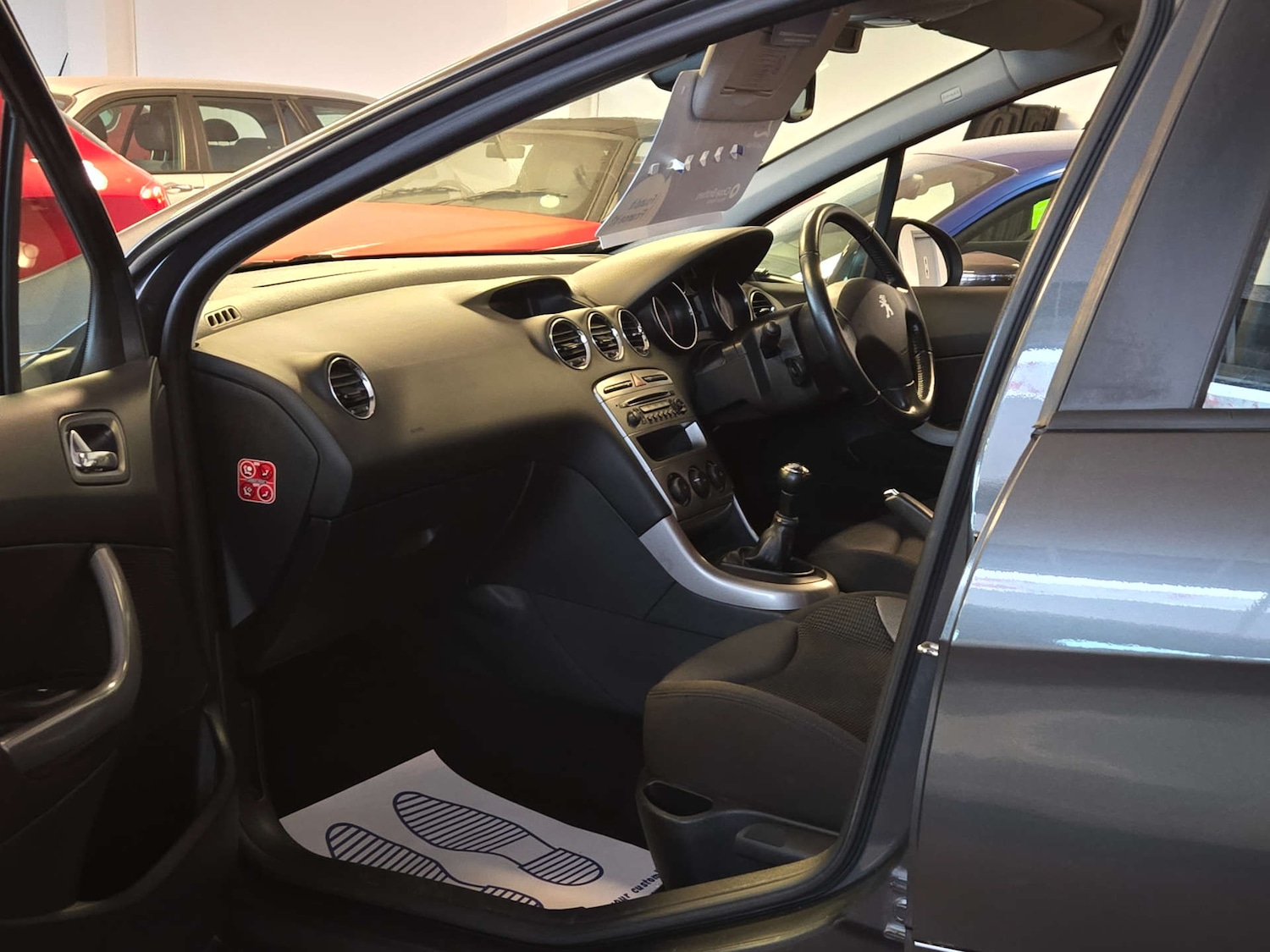 Used Peugeot 308 2012 for sale - 76414861: Photo 12