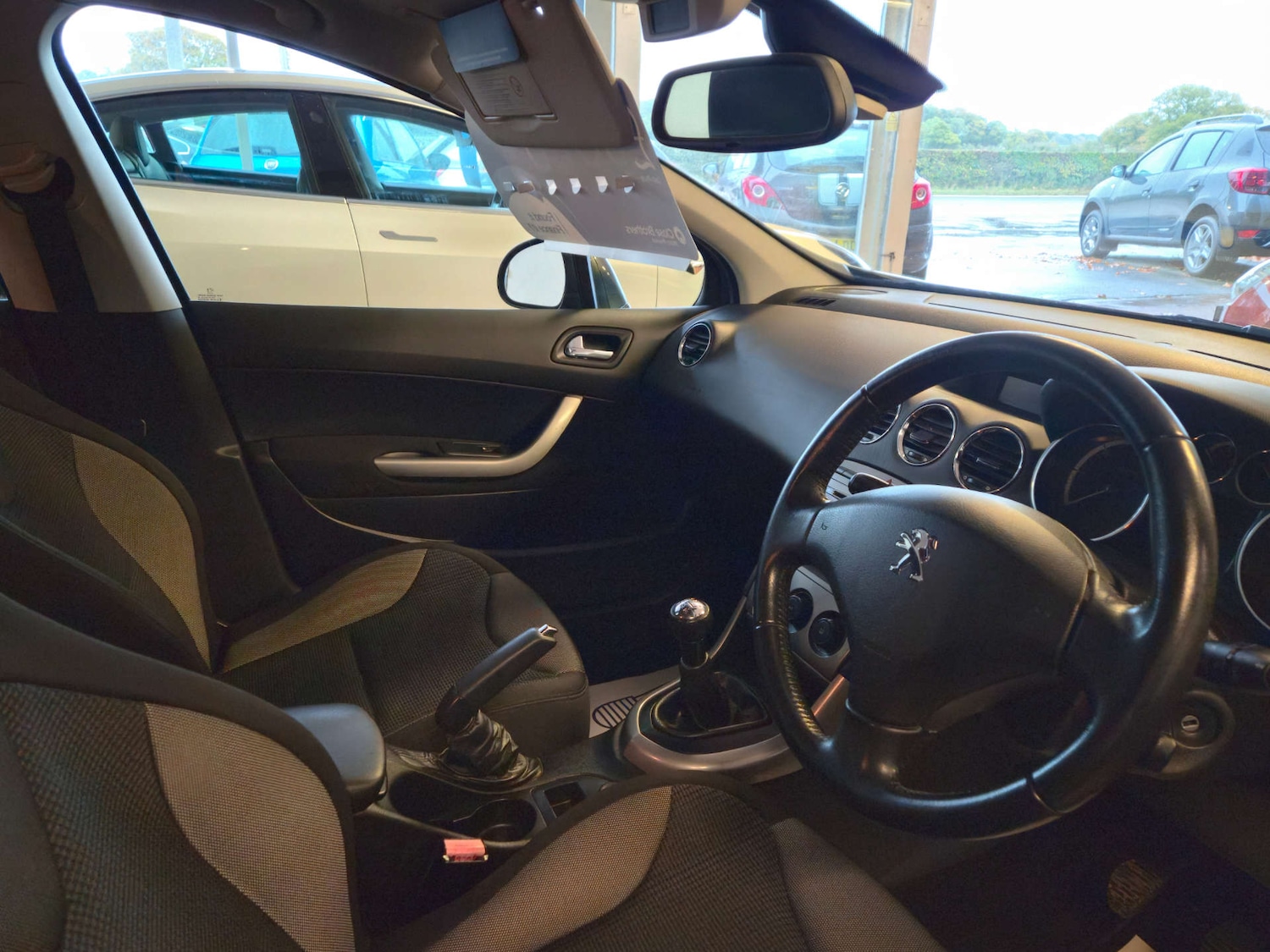 Used Peugeot 308 2012 for sale - 76414861: Photo 7