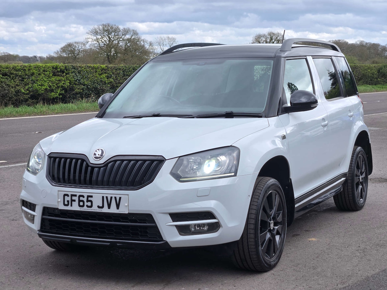 Used Skoda Yeti 2015 for sale - 78122991: Photo 2
