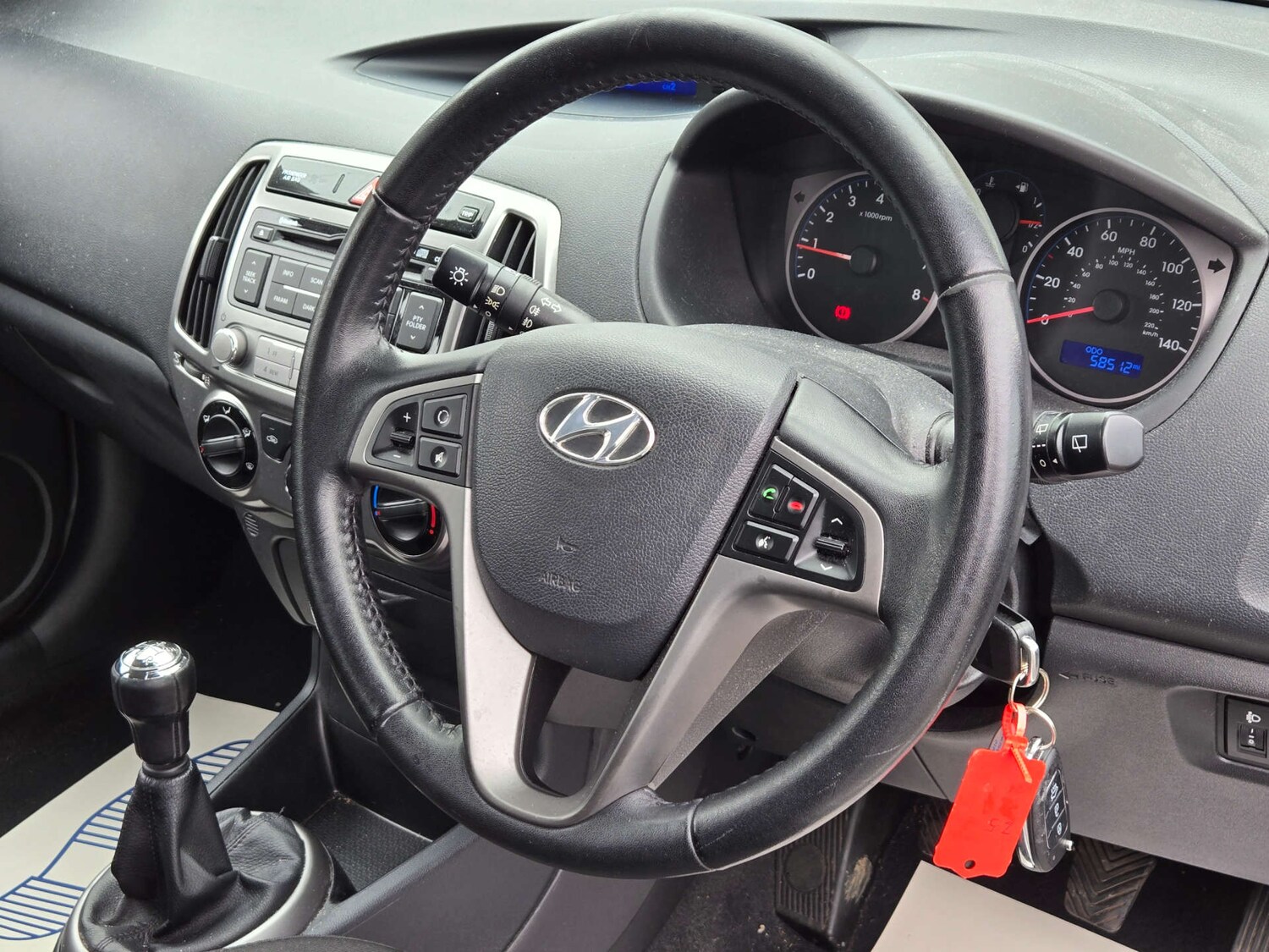 Used Hyundai i20 2013 for sale - 77785322: Photo 18