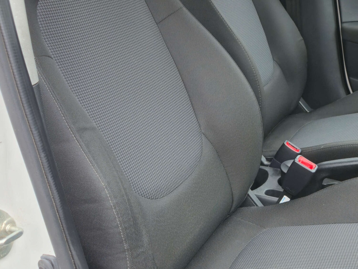 Used Hyundai i20 2013 for sale - 77785322: Photo 21