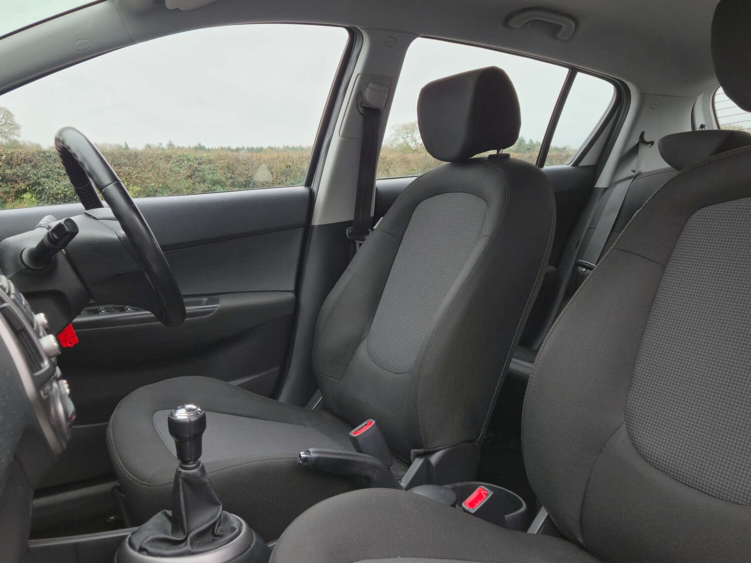 Used Hyundai i20 2013 for sale - 77785322: Photo 30