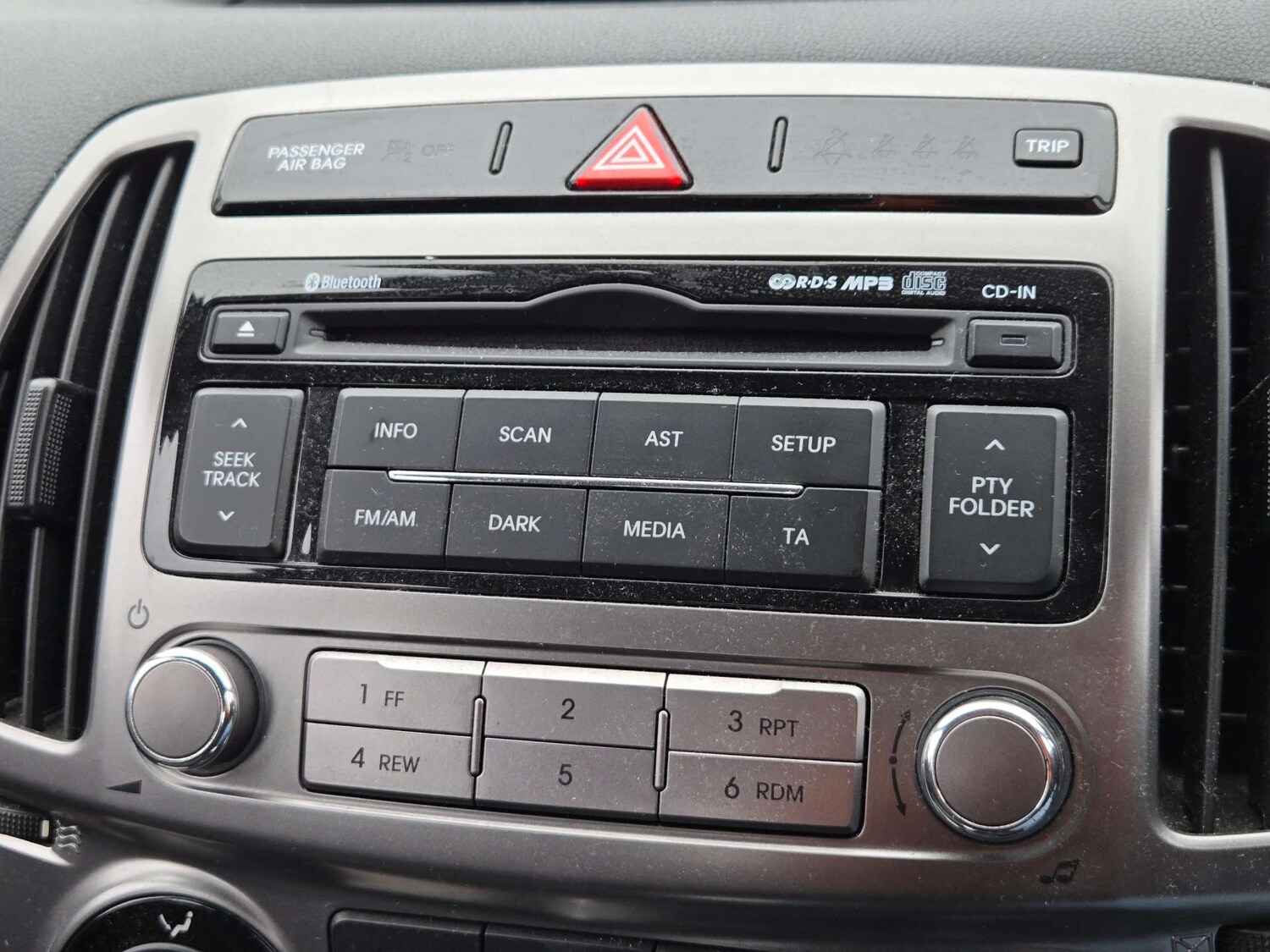 Used Hyundai i20 2013 for sale - 77785322: Photo 35