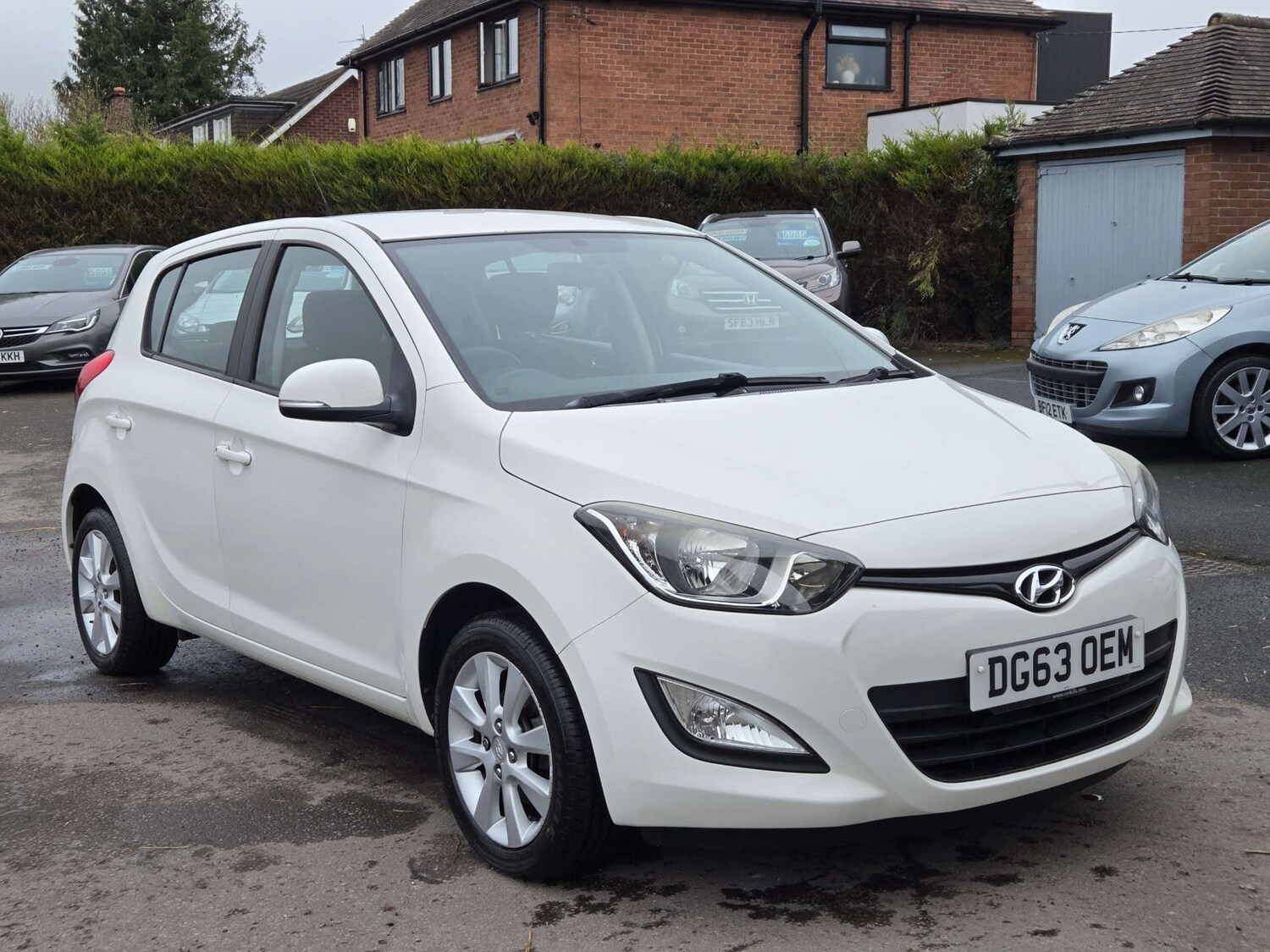 Used Hyundai i20 2013 for sale - 77785322: Photo 8