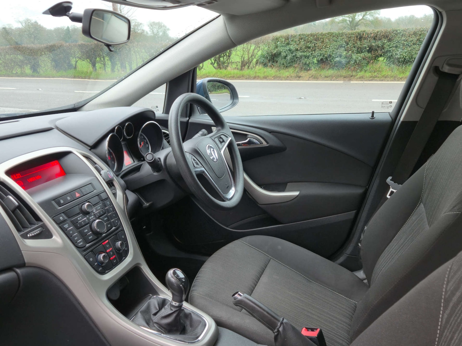 Used Vauxhall Astra 2011 for sale - 77690677: Photo 29