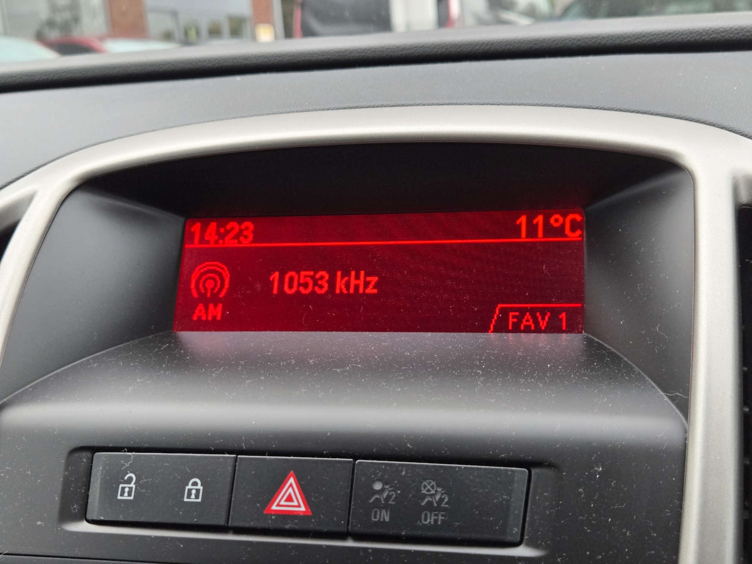 Used Vauxhall Astra 2011 for sale - 77690677: Photo 32