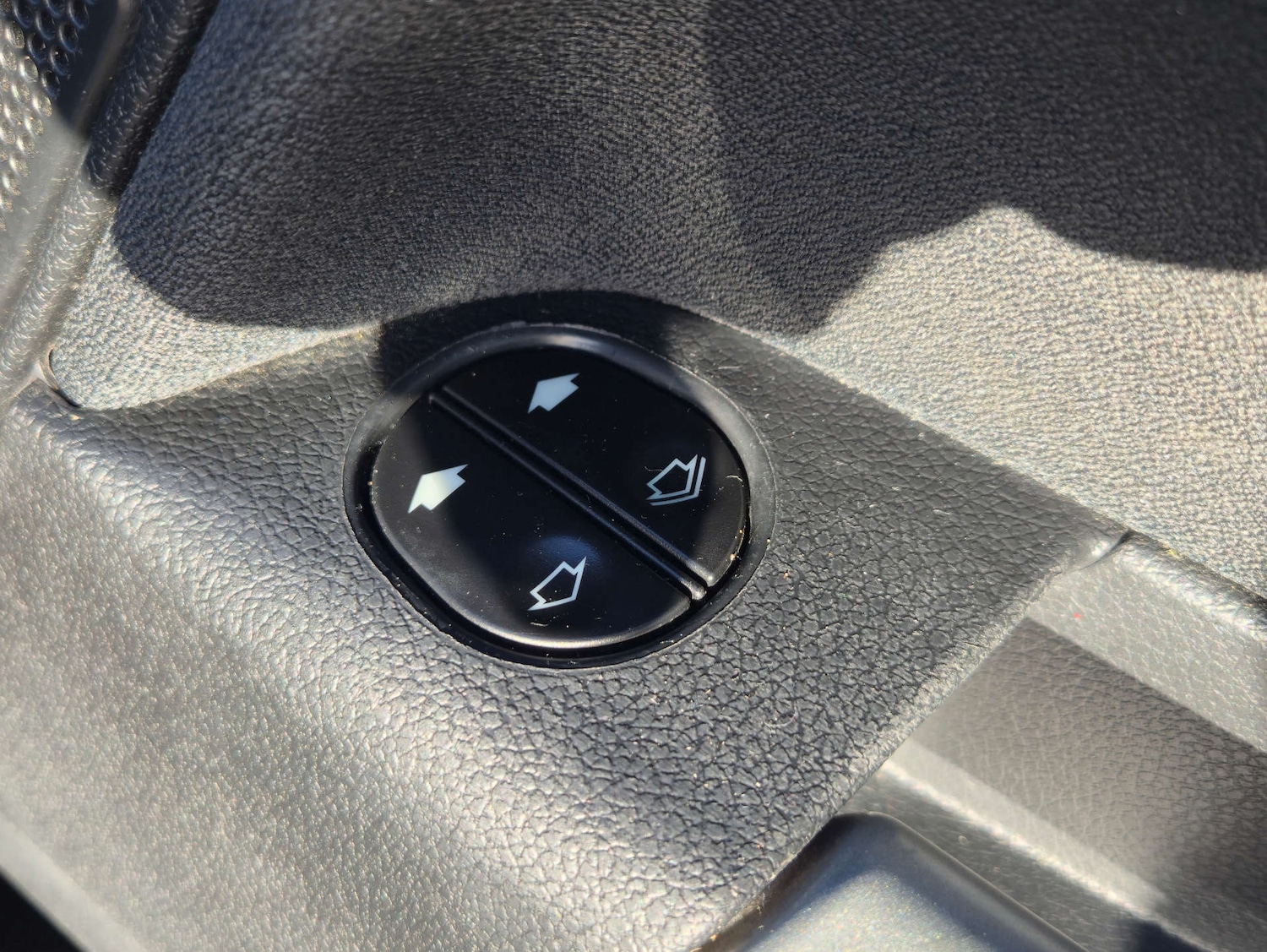 Used Ford Fusion 2011 for sale - 76653960: Photo 22