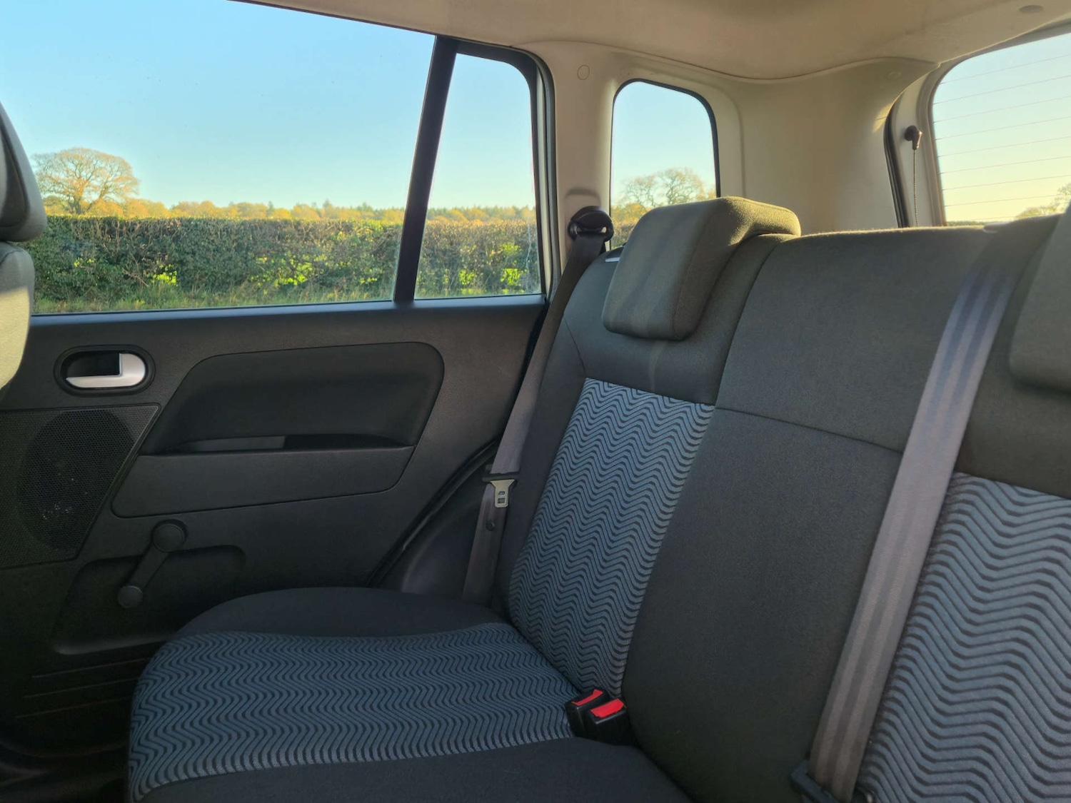 Used Ford Fusion 2011 for sale - 76653960: Photo 26