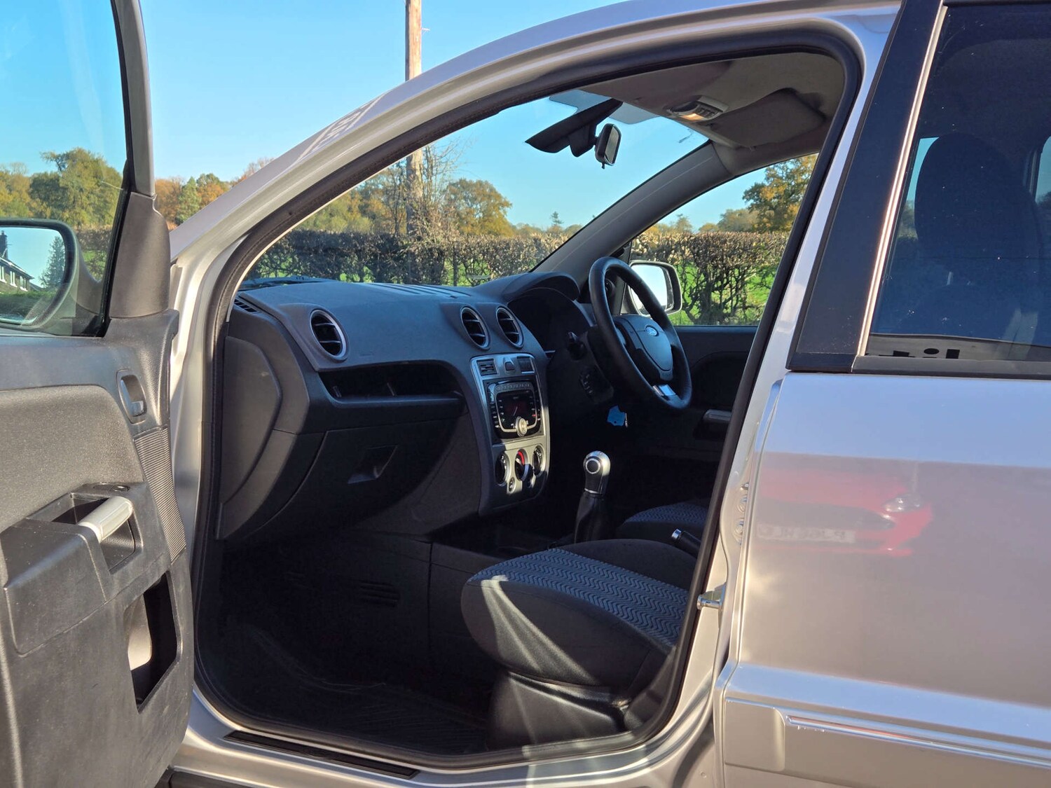 Used Ford Fusion 2011 for sale - 76653960: Photo 27