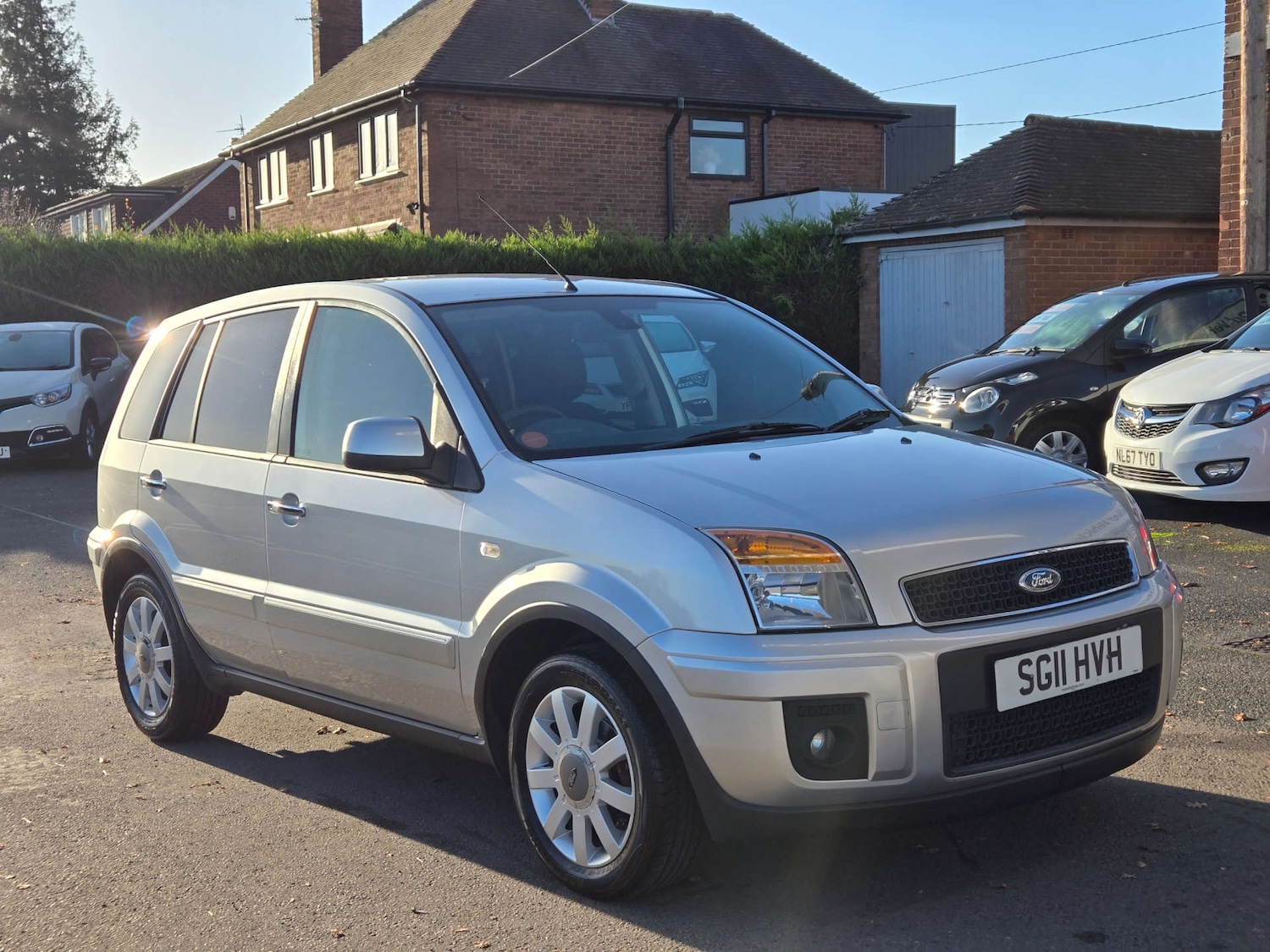 Used Ford Fusion 2011 for sale - 76653960: Photo 8