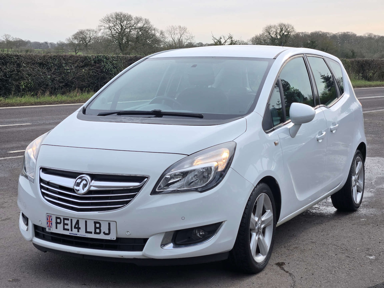 Used Vauxhall Meriva 2014 for sale - 77578917: Photo 2
