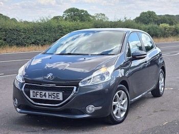 Used Peugeot 208 2014 for sale - 79380632: Photo