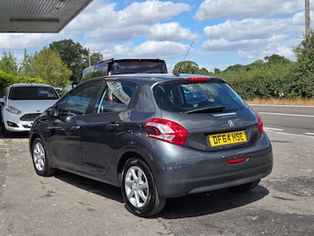 Used Peugeot 208 2014 for sale - 79380632: Photo