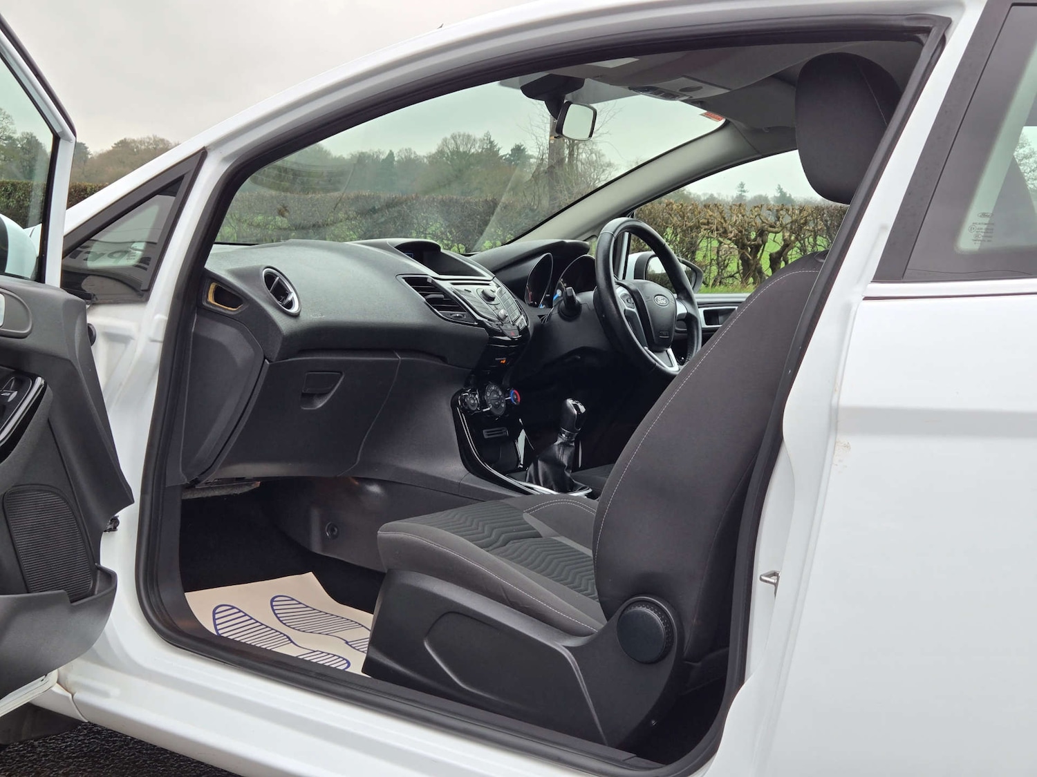 Used Ford Fiesta 2013 for sale - 77693771: Photo 25