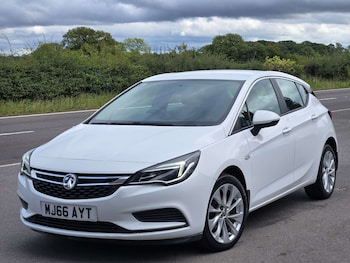 Vauxhall - Astra
