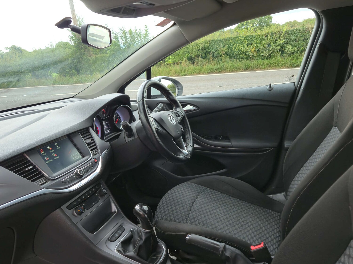 Vehicle 28