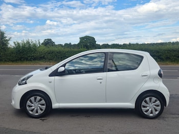 Used Toyota AYGO 2014 for sale - 79035236: Photo