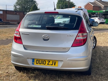 Used Hyundai i30 2010 for sale - 79471170: Photo