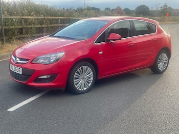 Used Vauxhall Astra 2015 for sale - 79324104: Photo