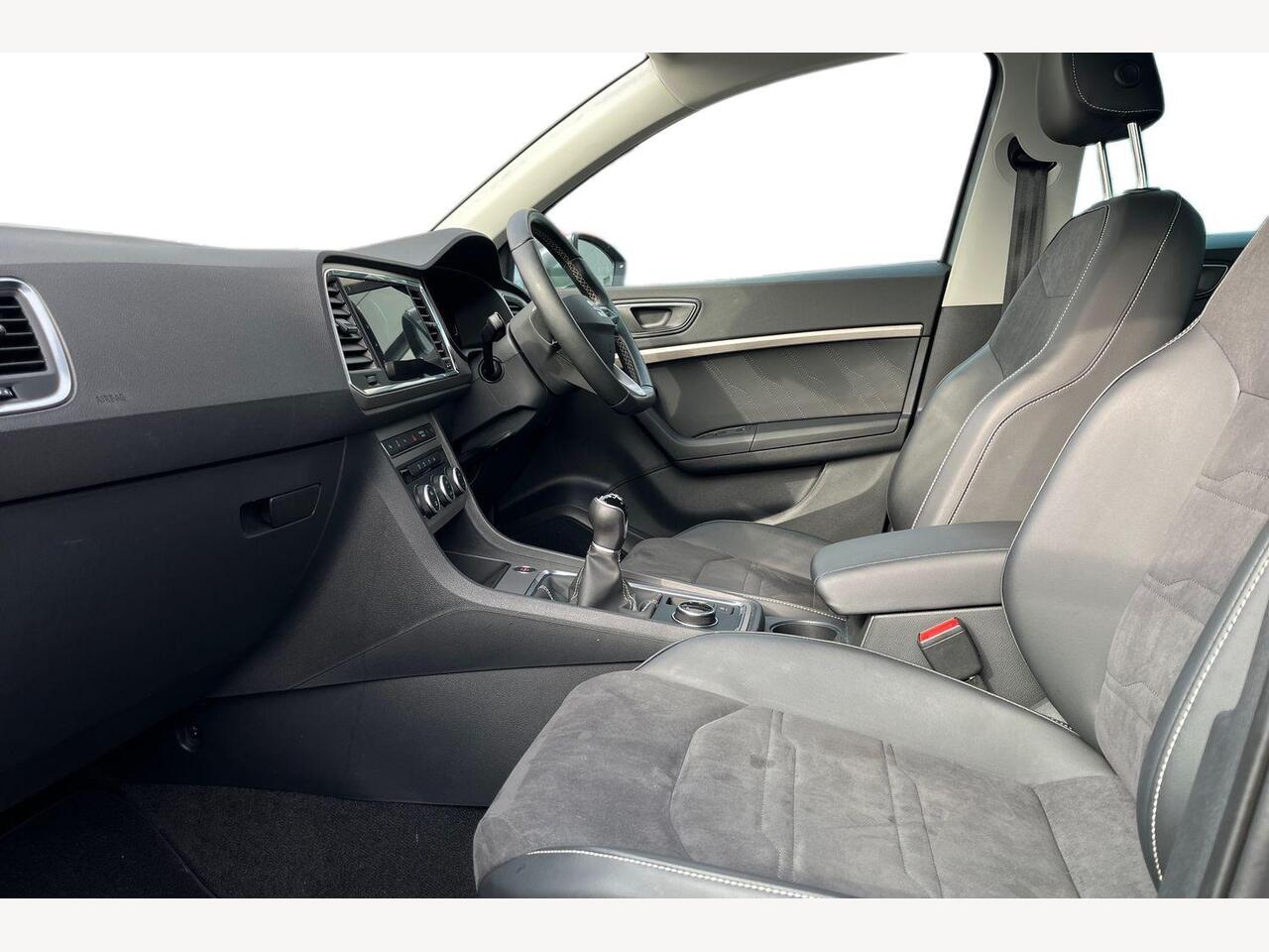 Used SEAT Ateca 2023 for sale - 77785877: Photo 2