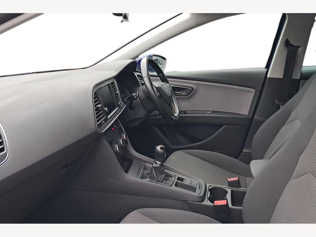 Used SEAT Leon 2019 for sale - 77841110: Photo 2