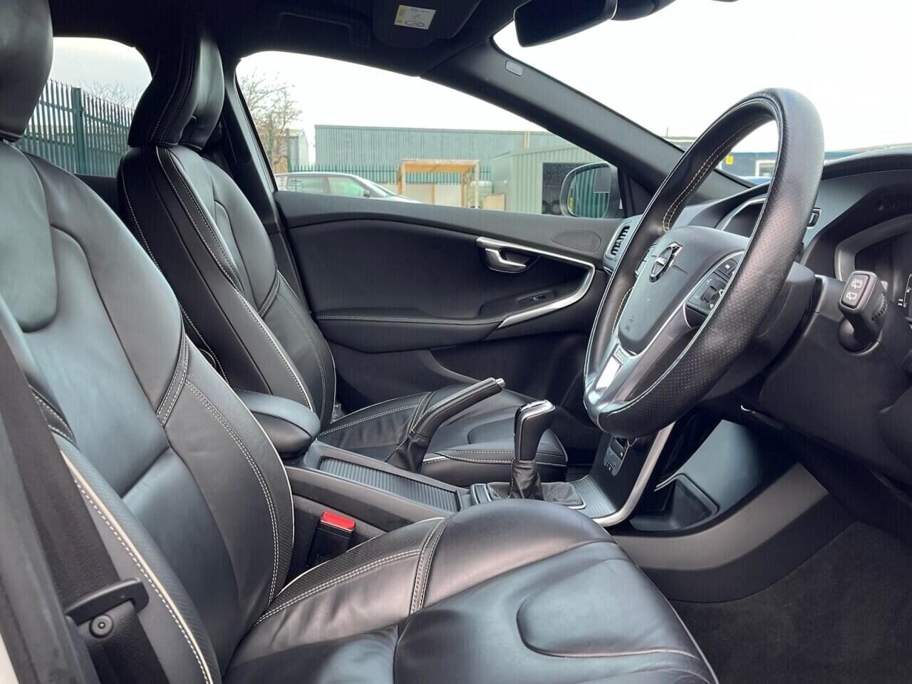 Used Volvo V40 2019 for sale - 77754868: Photo 11