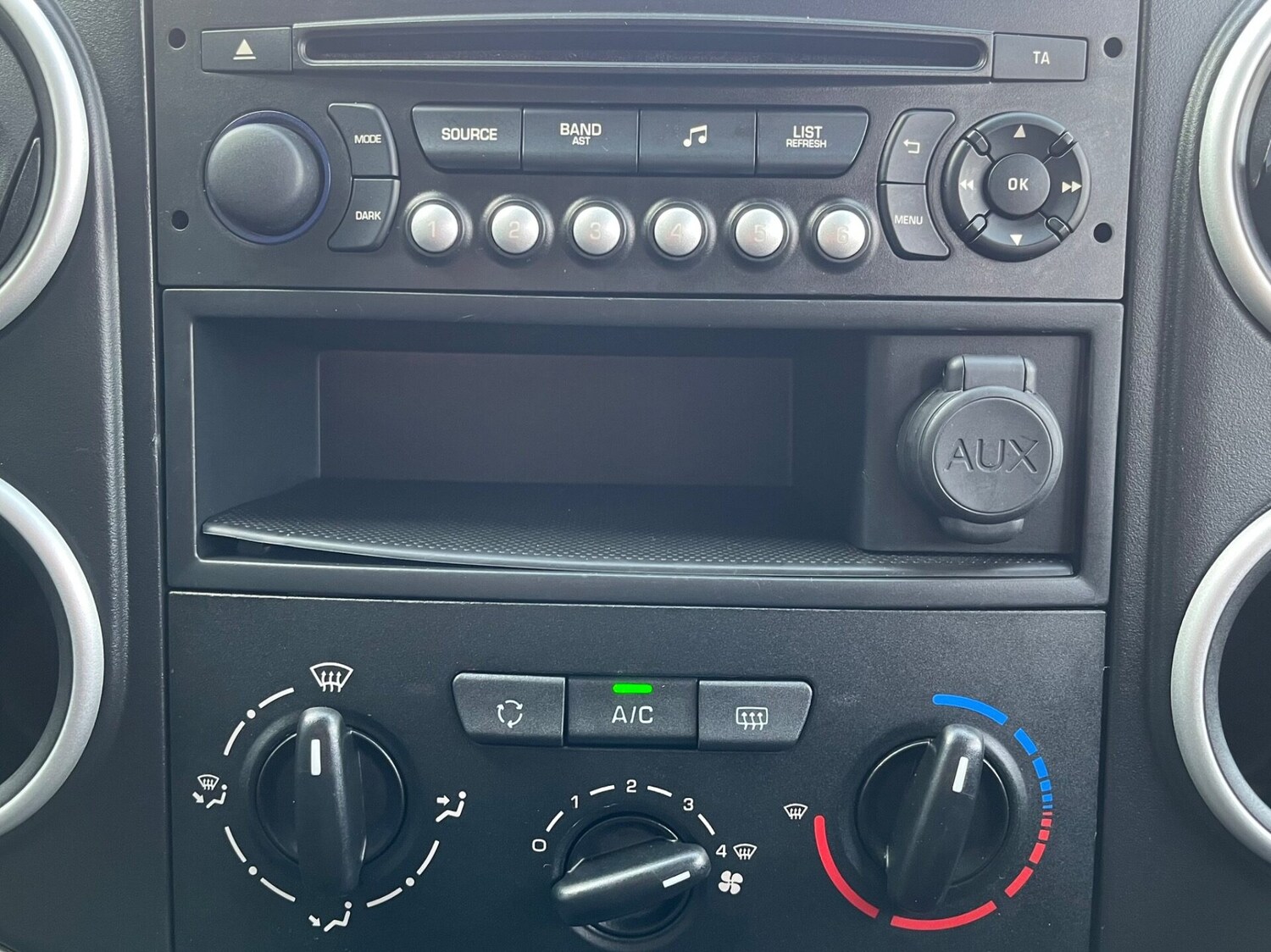 Used Peugeot Partner 2018 for sale - 77932758: Photo 21