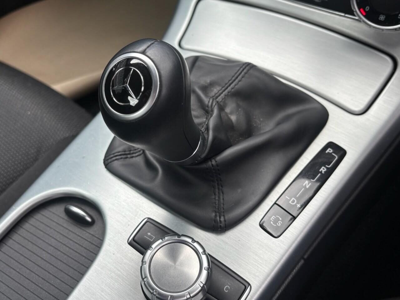 Used Mercedes-Benz SLK 2014 for sale - 77754878: Photo 27