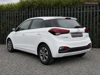 Used Hyundai i20 2018 for sale - 79515419: Photo