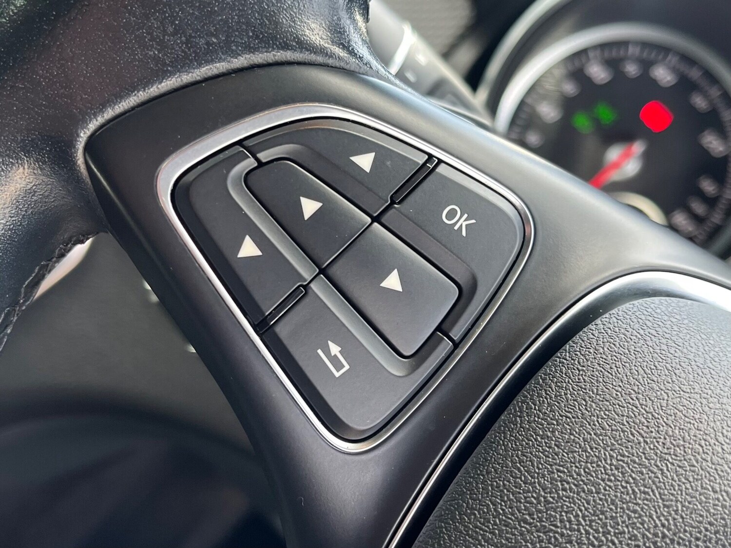 Used Mercedes-Benz GLA 2018 for sale - 78198301: Photo 13