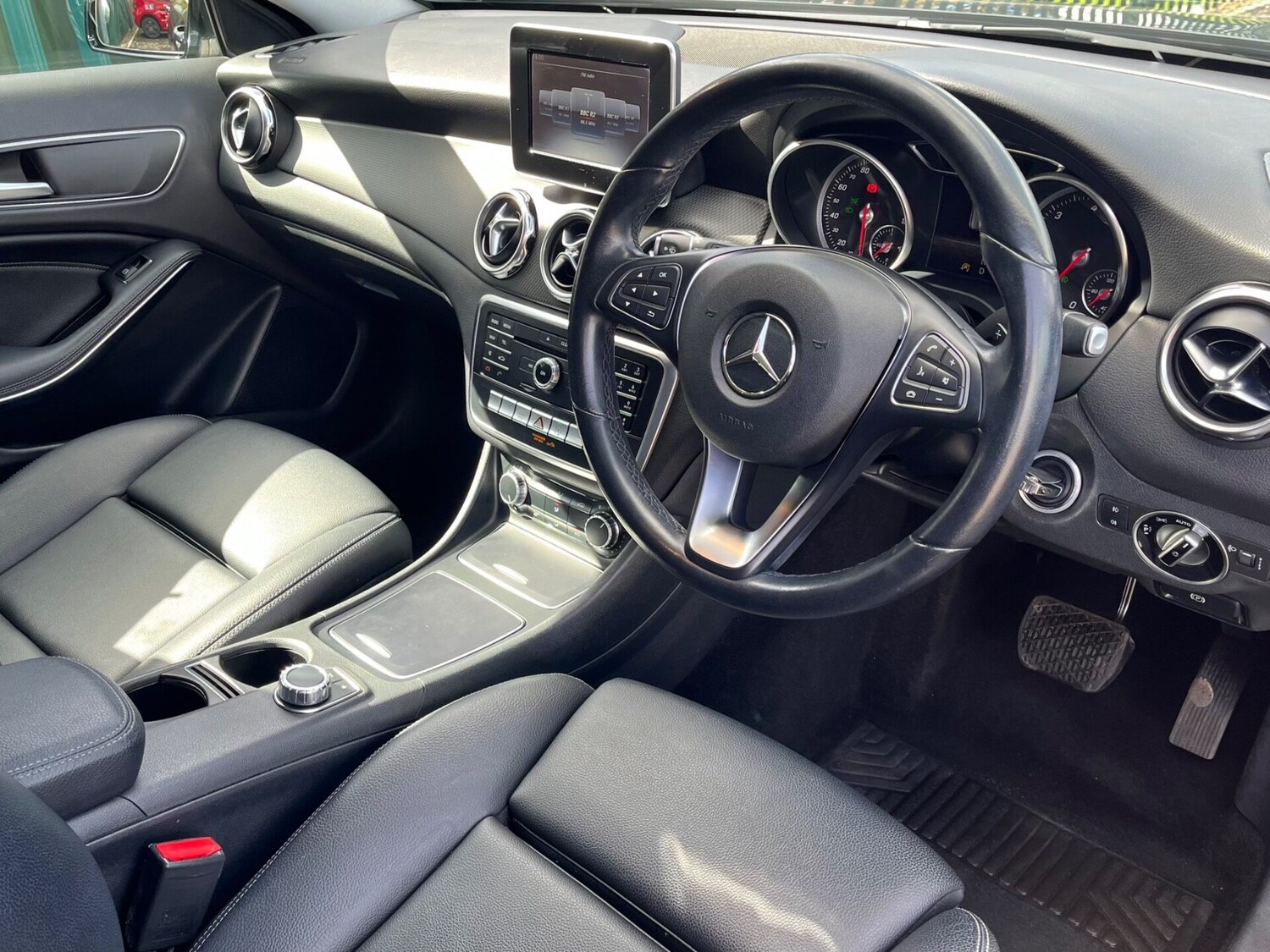 Used Mercedes-Benz GLA 2018 for sale - 78198301: Photo 17