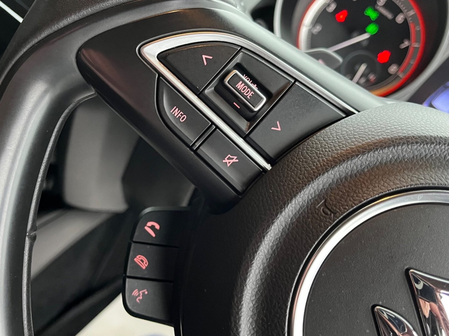 Used Suzuki Swift 2019 for sale - 77754879: Photo 13