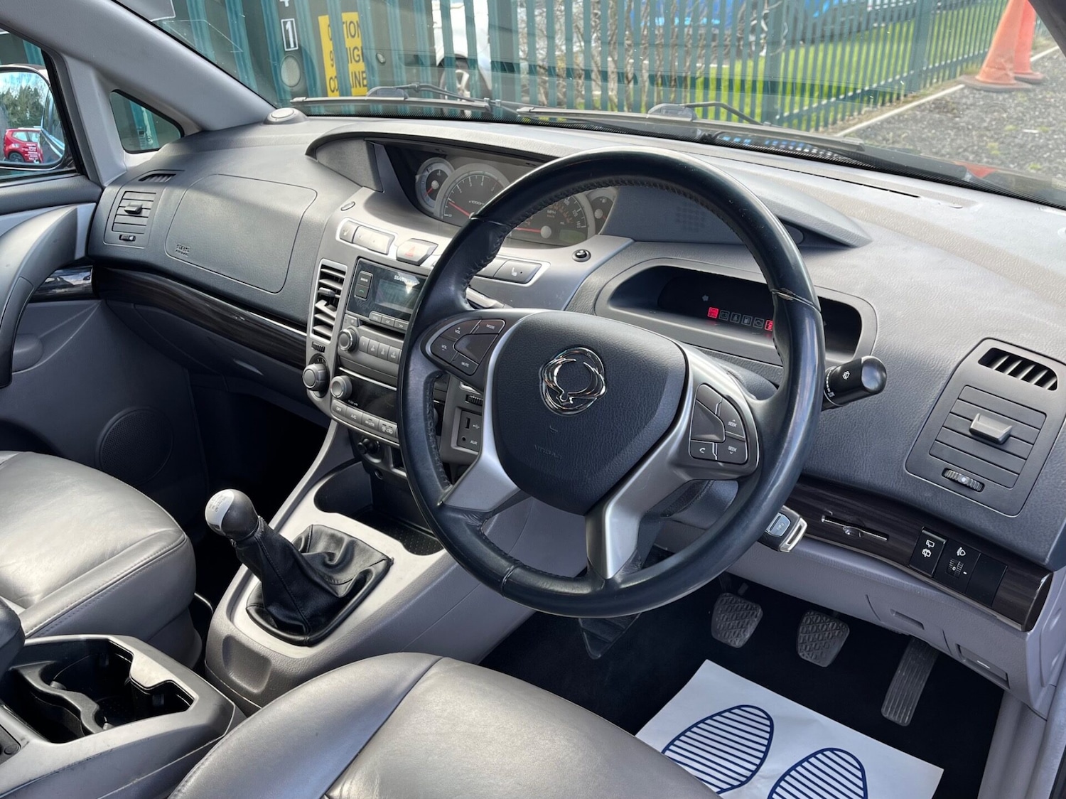 Used Ssangyong Turismo 2016 for sale - 78064368: Photo 10