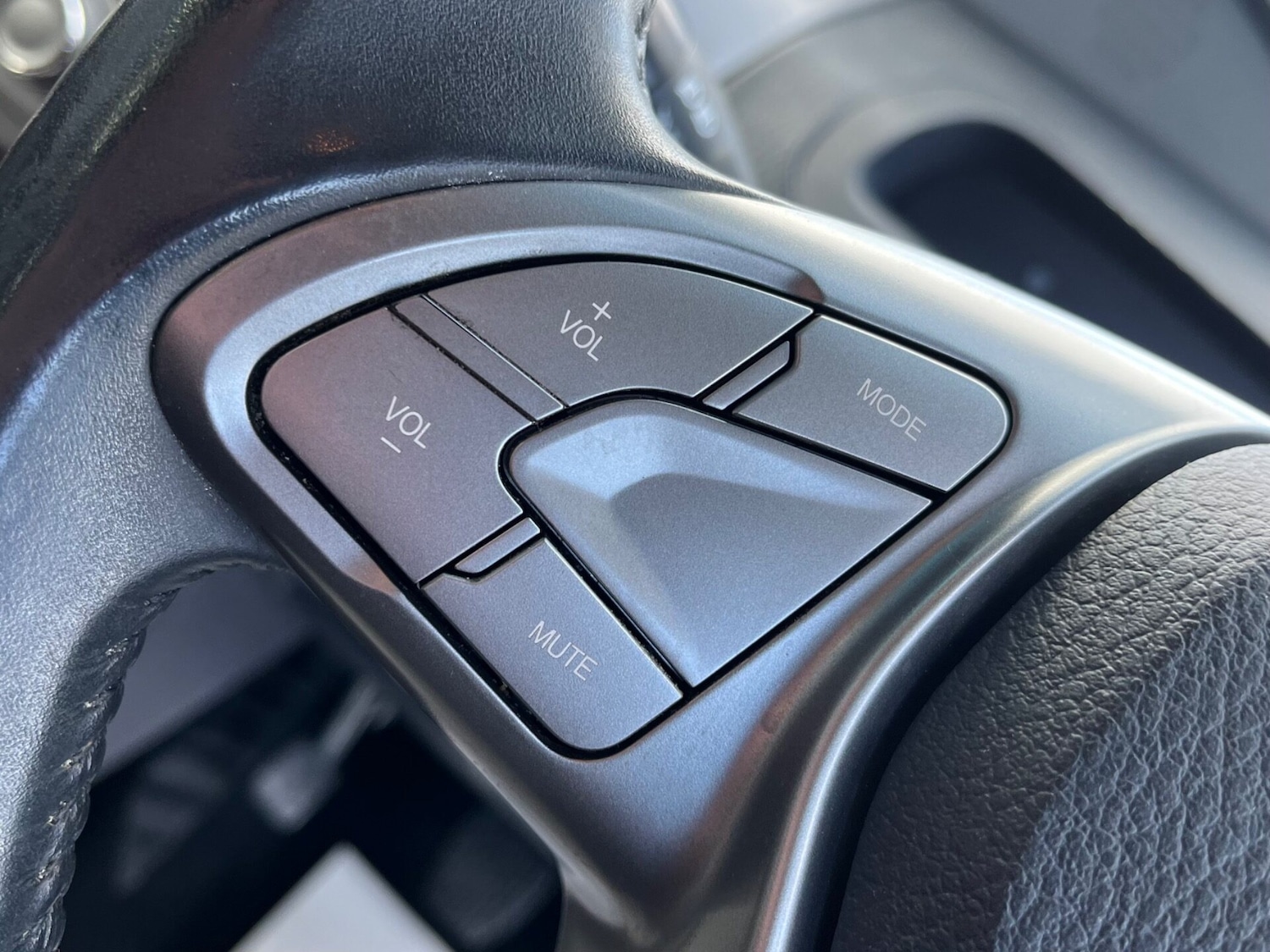 Used Ssangyong Turismo 2016 for sale - 78064368: Photo 12