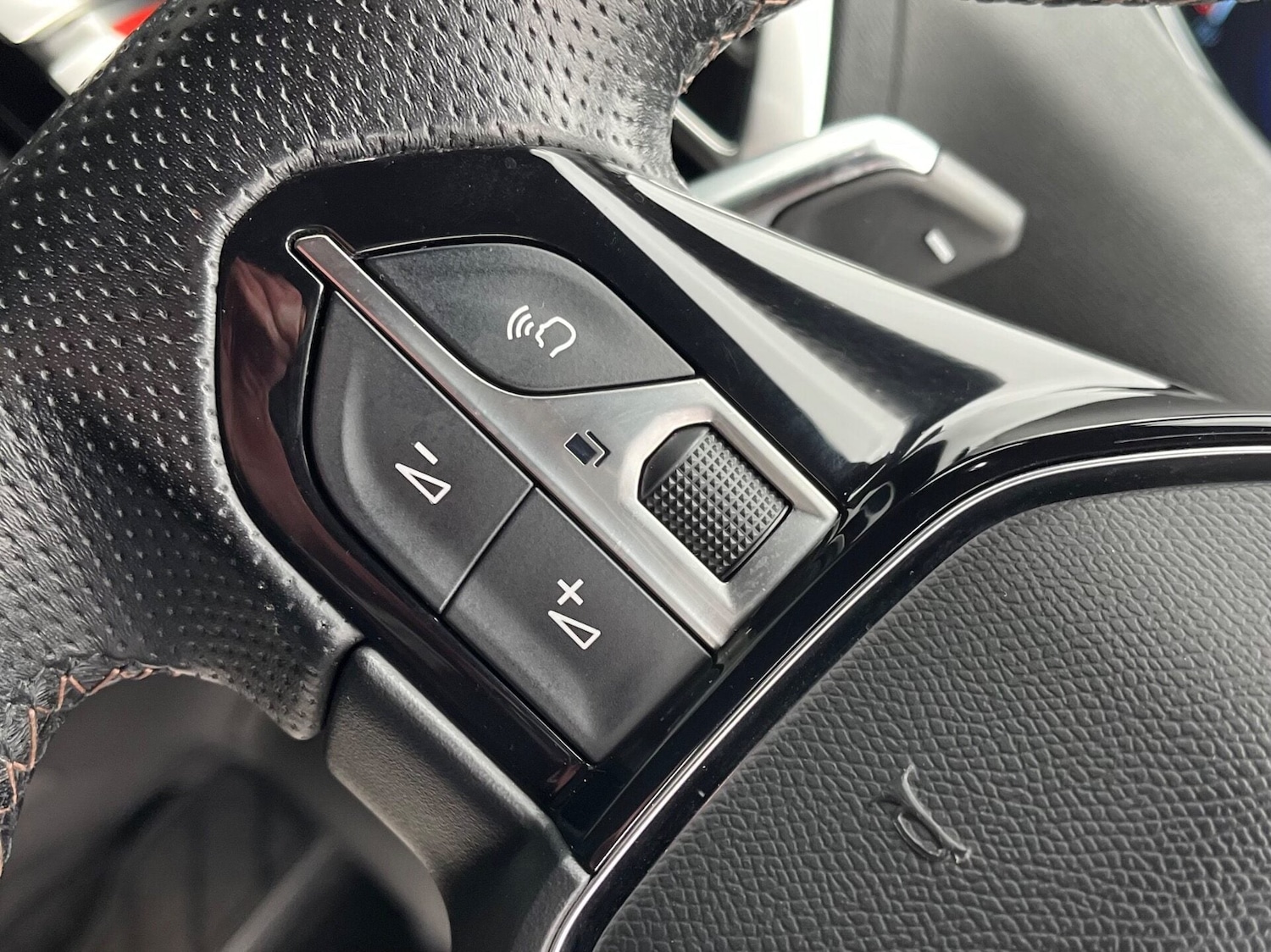 Used Peugeot 3008 2020 for sale - 77902679: Photo 19