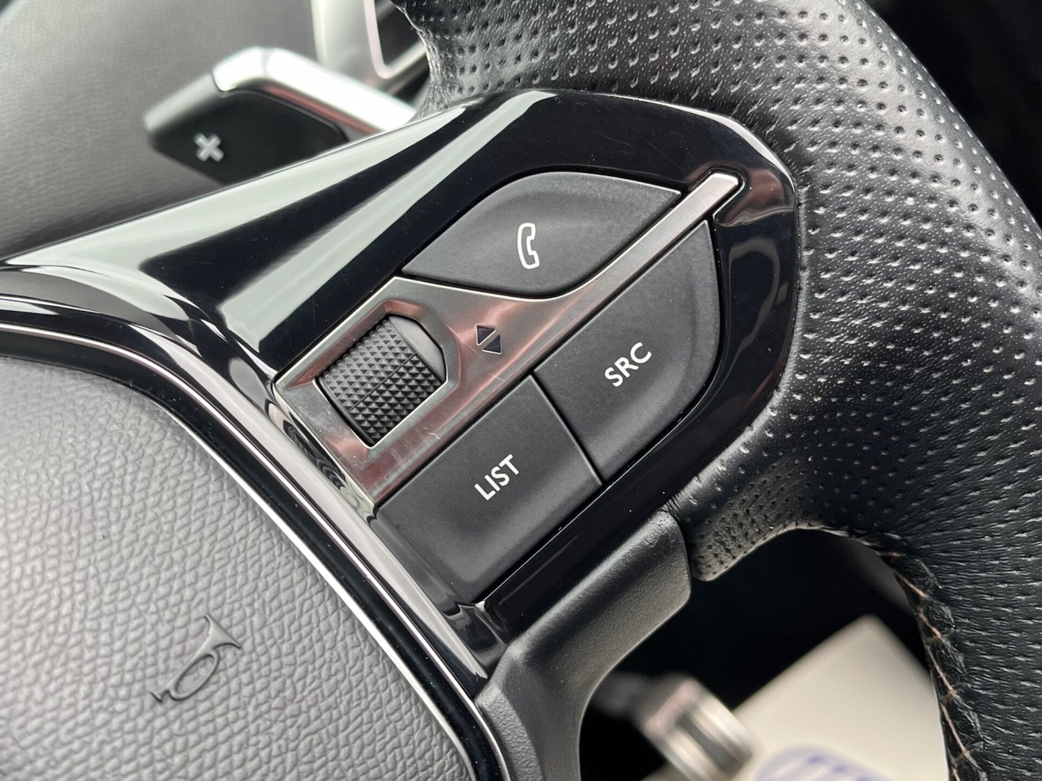 Used Peugeot 3008 2020 for sale - 77902679: Photo 21