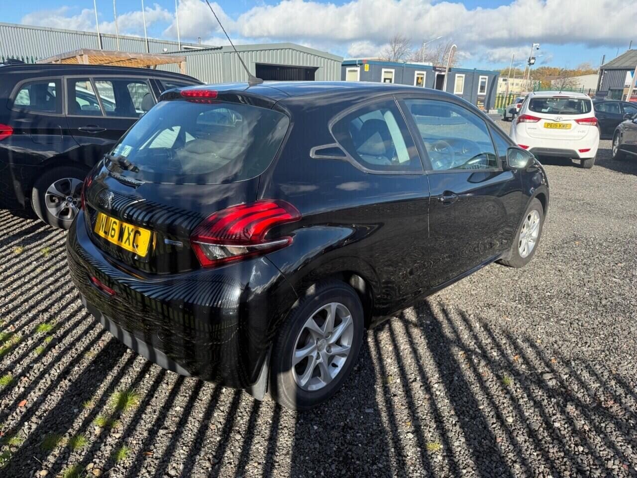 Used Peugeot 208 2016 for sale - 77754880: Photo 6