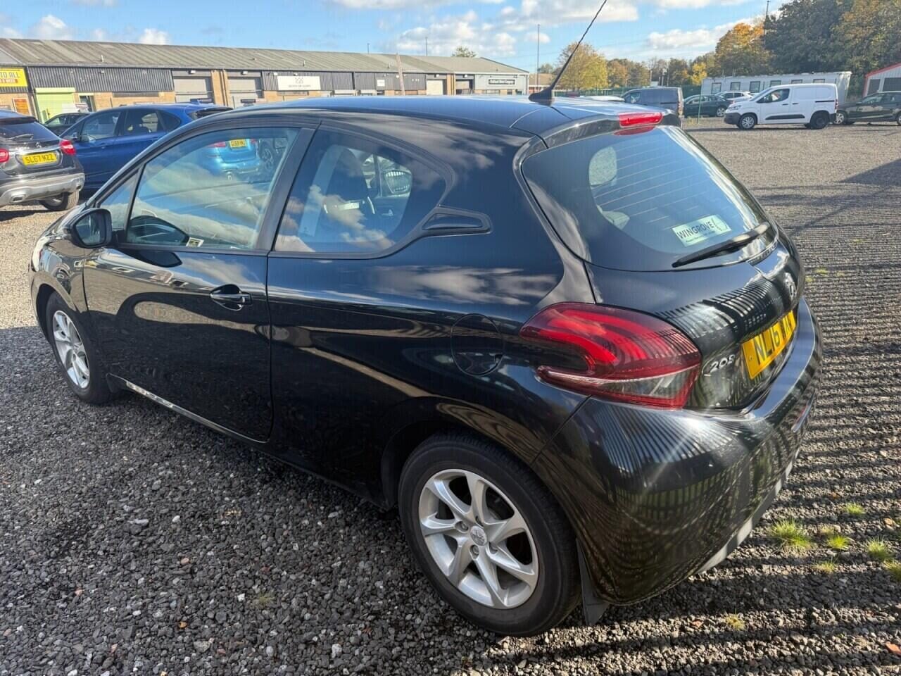 Used Peugeot 208 2016 for sale - 77754880: Photo 7