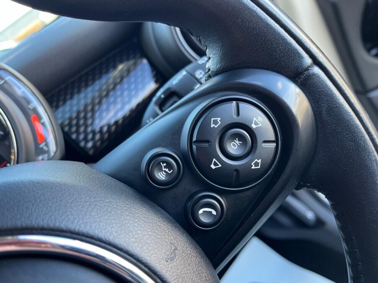 Used MINI Hatch 2019 for sale - 77754877: Photo 19