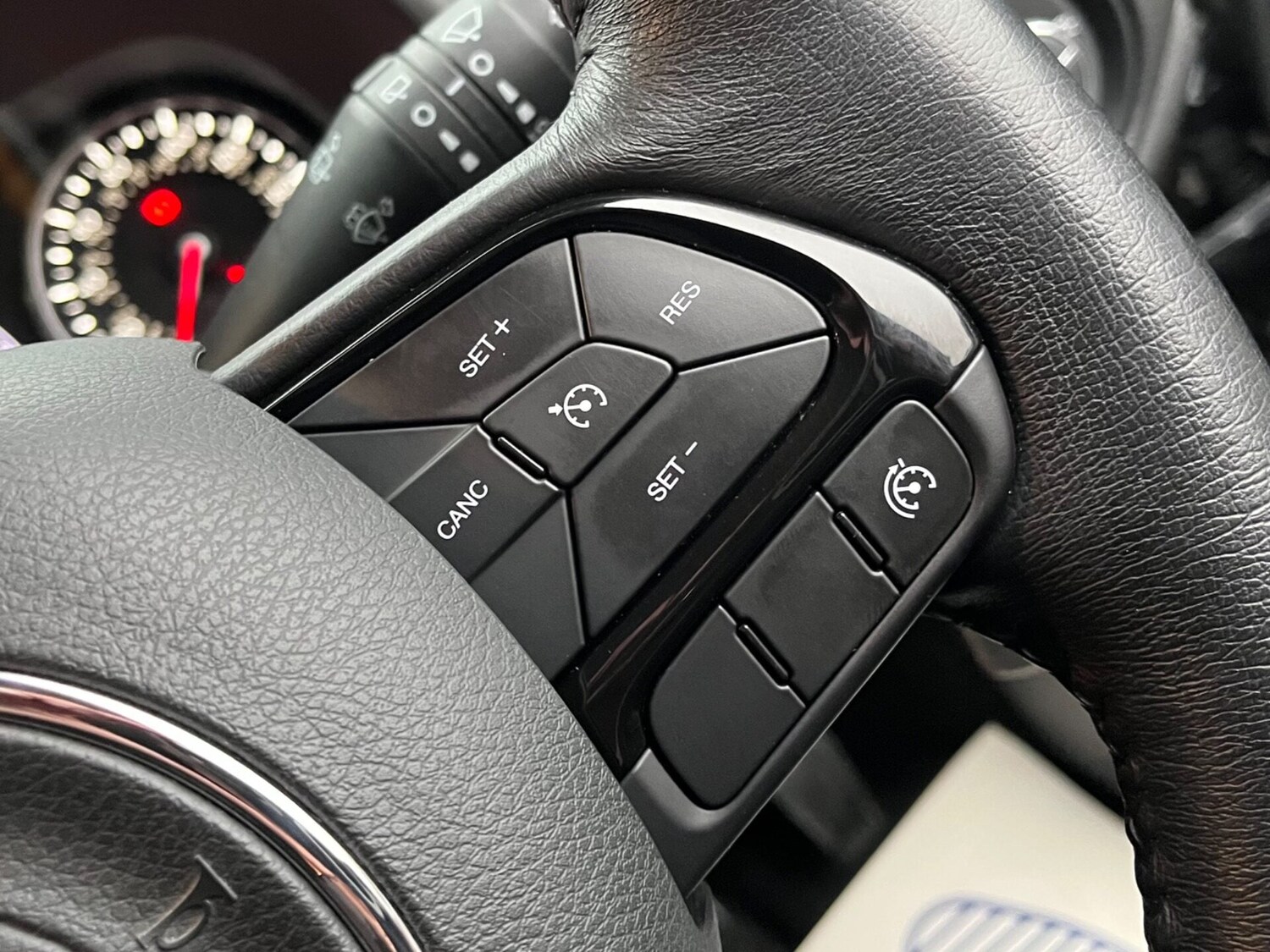 Used Jeep Renegade 2020 for sale - 77754875: Photo 24