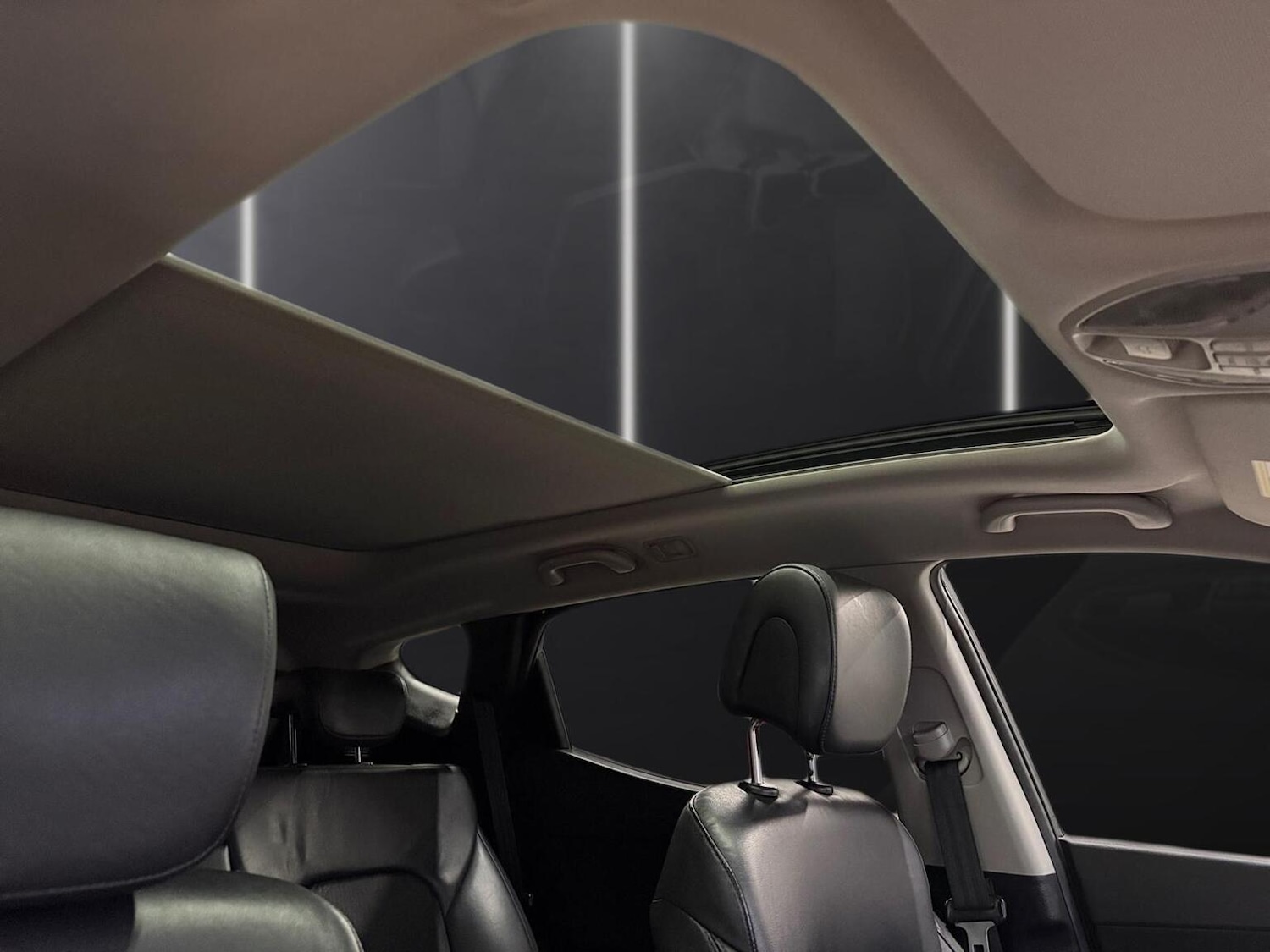 Used Hyundai Santa Fe 2013 for sale - 77093927: Photo 25