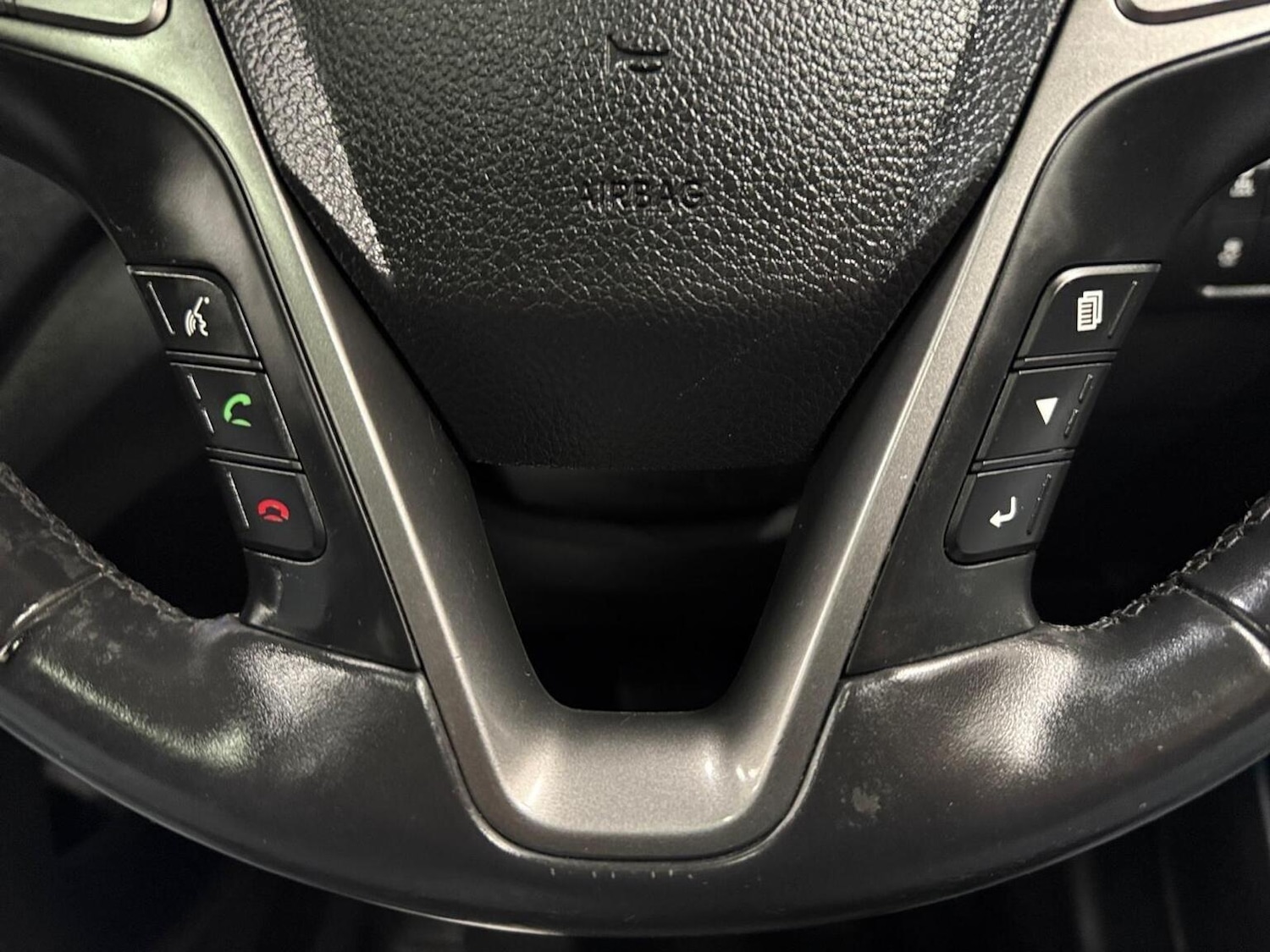 Used Hyundai Santa Fe 2013 for sale - 77093927: Photo 30