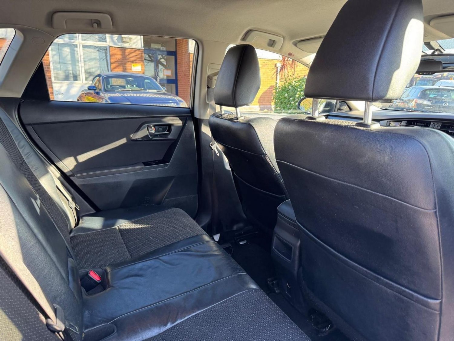 Used Toyota Auris 2014 for sale - 77075281: Photo 15