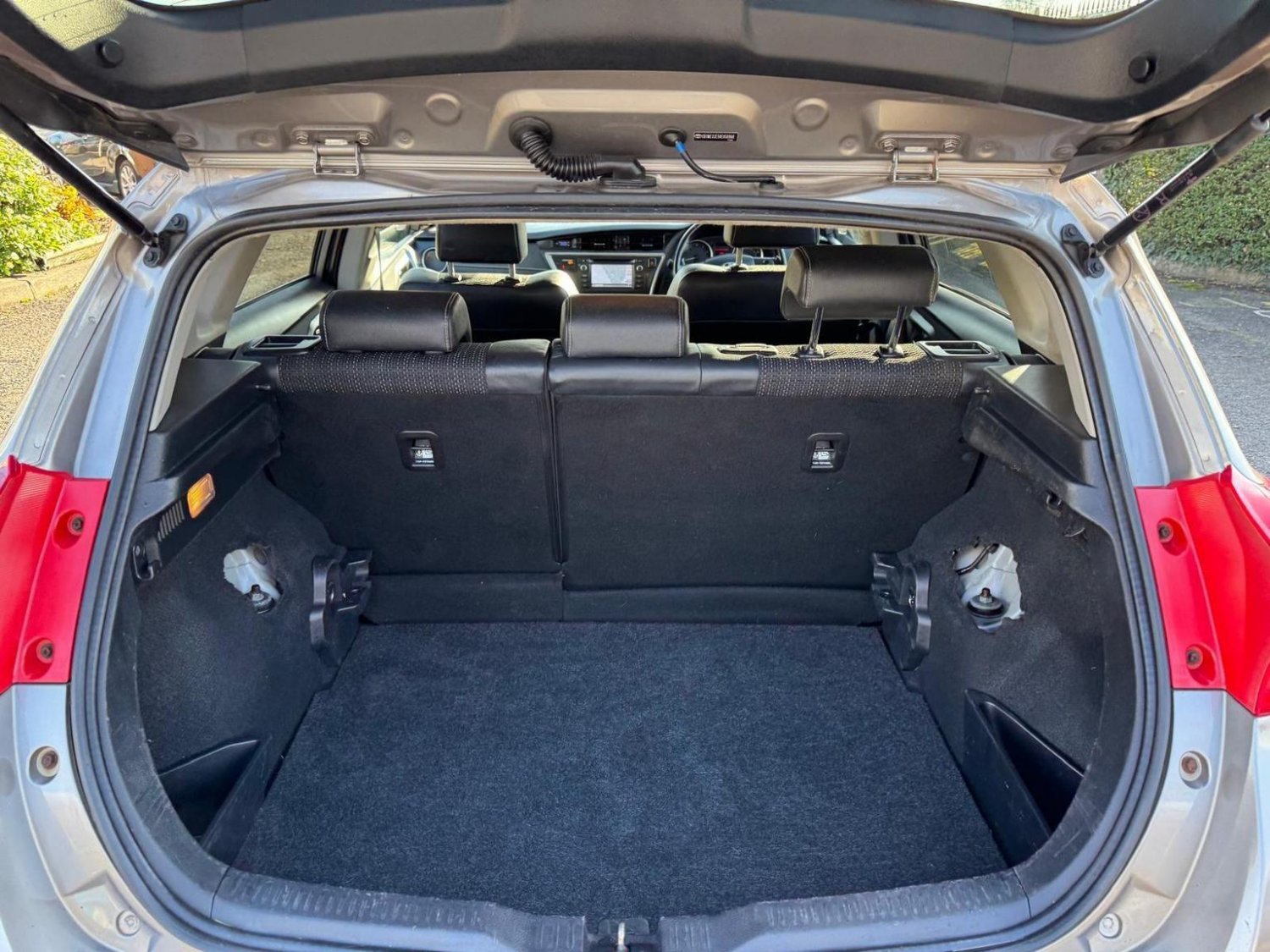 Used Toyota Auris 2014 for sale - 77075281: Photo 30